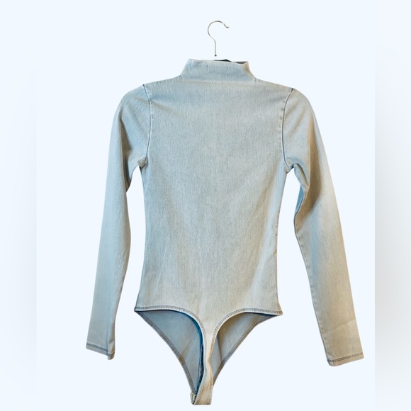 Good American Women’s Light Blue Funnel Collar Denim Bodysuit. Size S - Picture 3 of 13